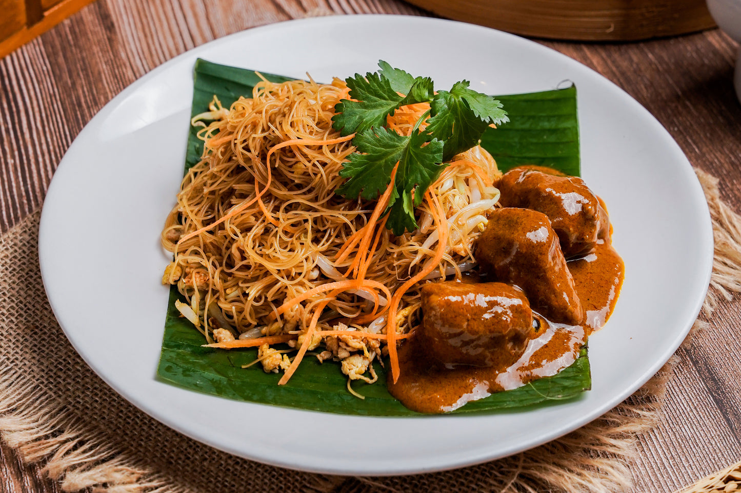Wok Fried Meehoon with Vegetarian Curry Mutton